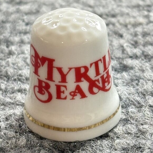 Vintage Thimble Myrtle Beach SC Souvenir White Porcelain Red Writing Sewing‎ - Picture 1 of 7